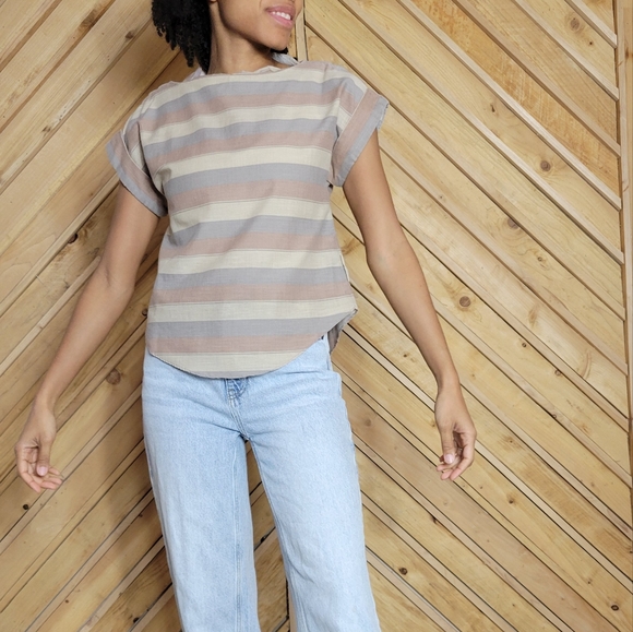 Vintage Boxy Cut Vertical Stripe Top with Cuff Sleeves - Picture 12 of 15